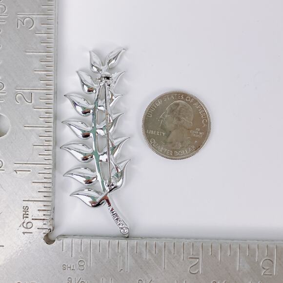 VTG 60s Signed Sarah Coventry Brooch Mid Century Silver Tone Rhinestone Leaf Pin - Picture 9 of 11